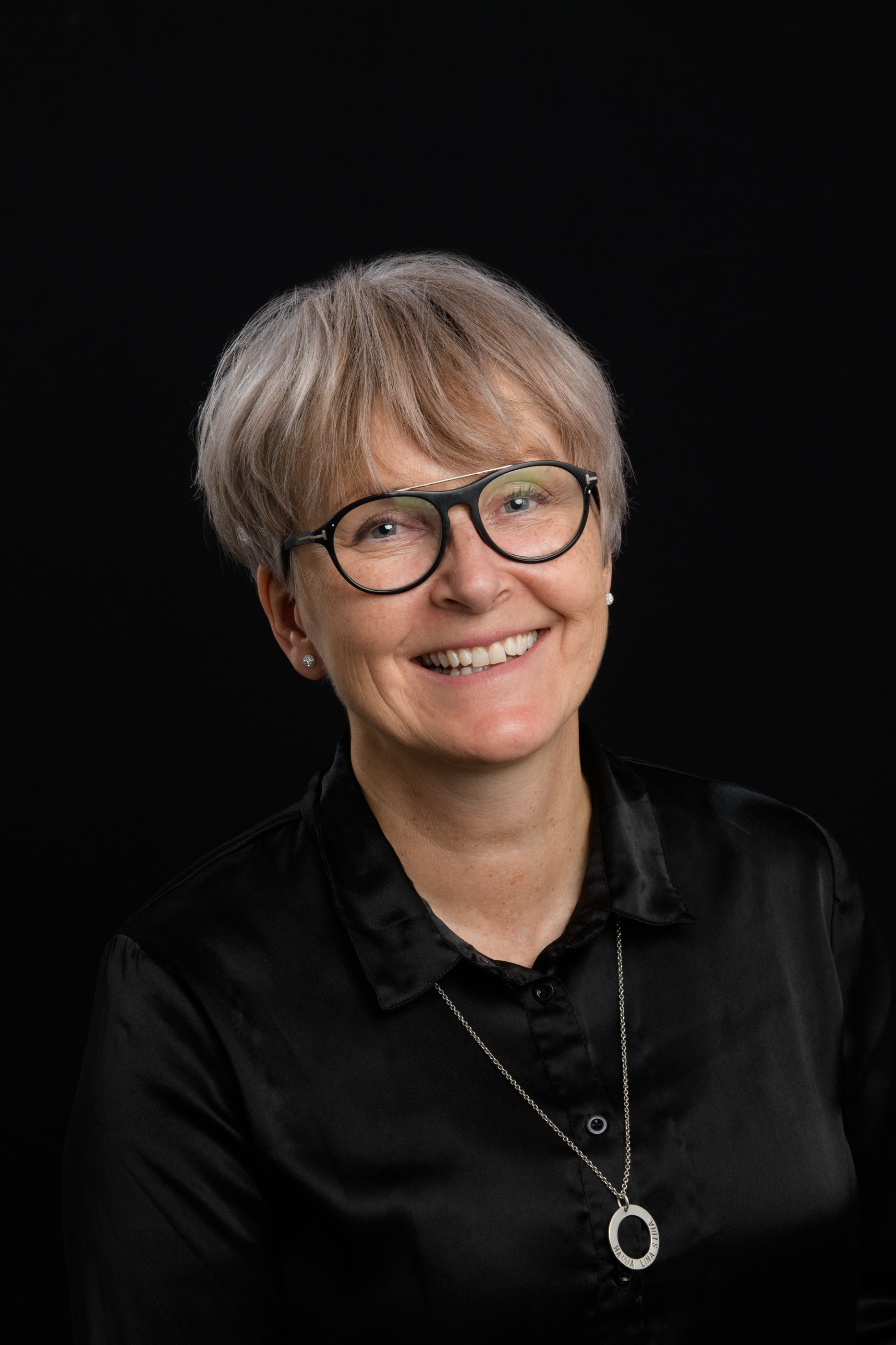 Lillan, ägare och frisörmästare